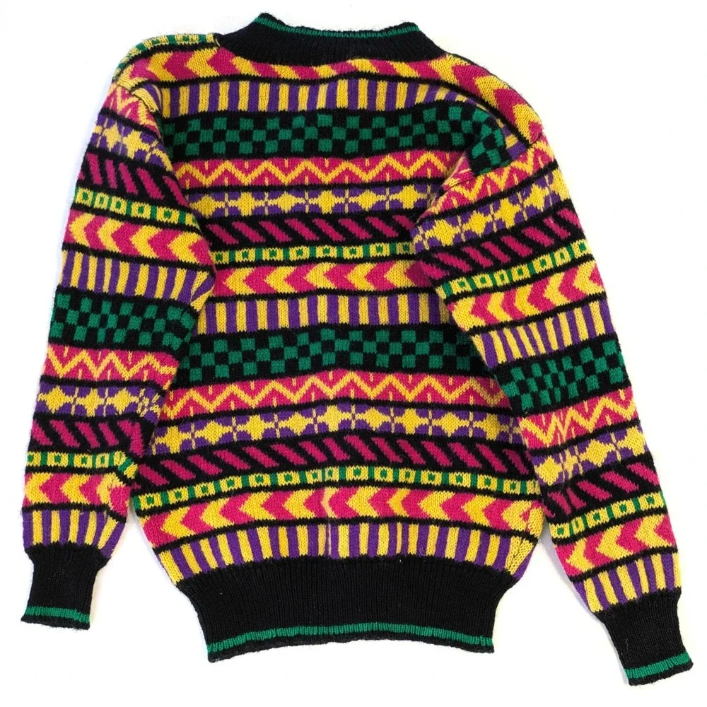 Vintage de rotchild Wool Sweater Geometric Multi-Color Crewneck Mens Small Macau